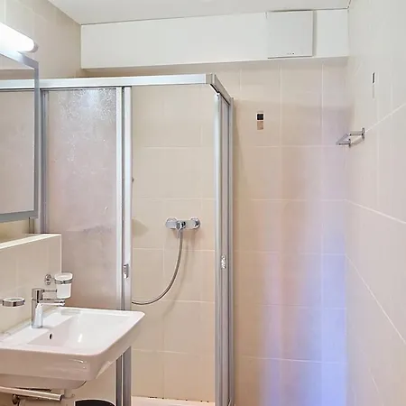 Hauts De Hv2 001 - Sauna 8 Per